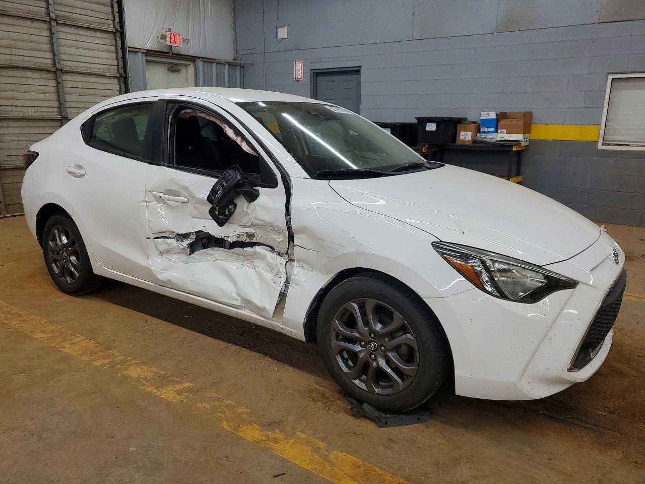 2019 TOYOTA YARIS