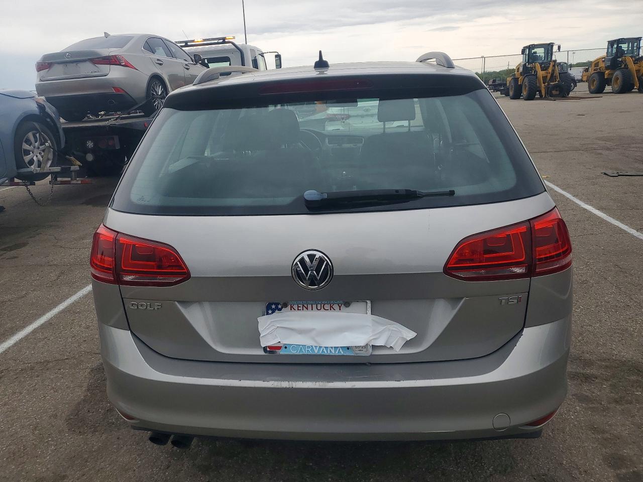 2016 VOLKSWAGEN GOLF
