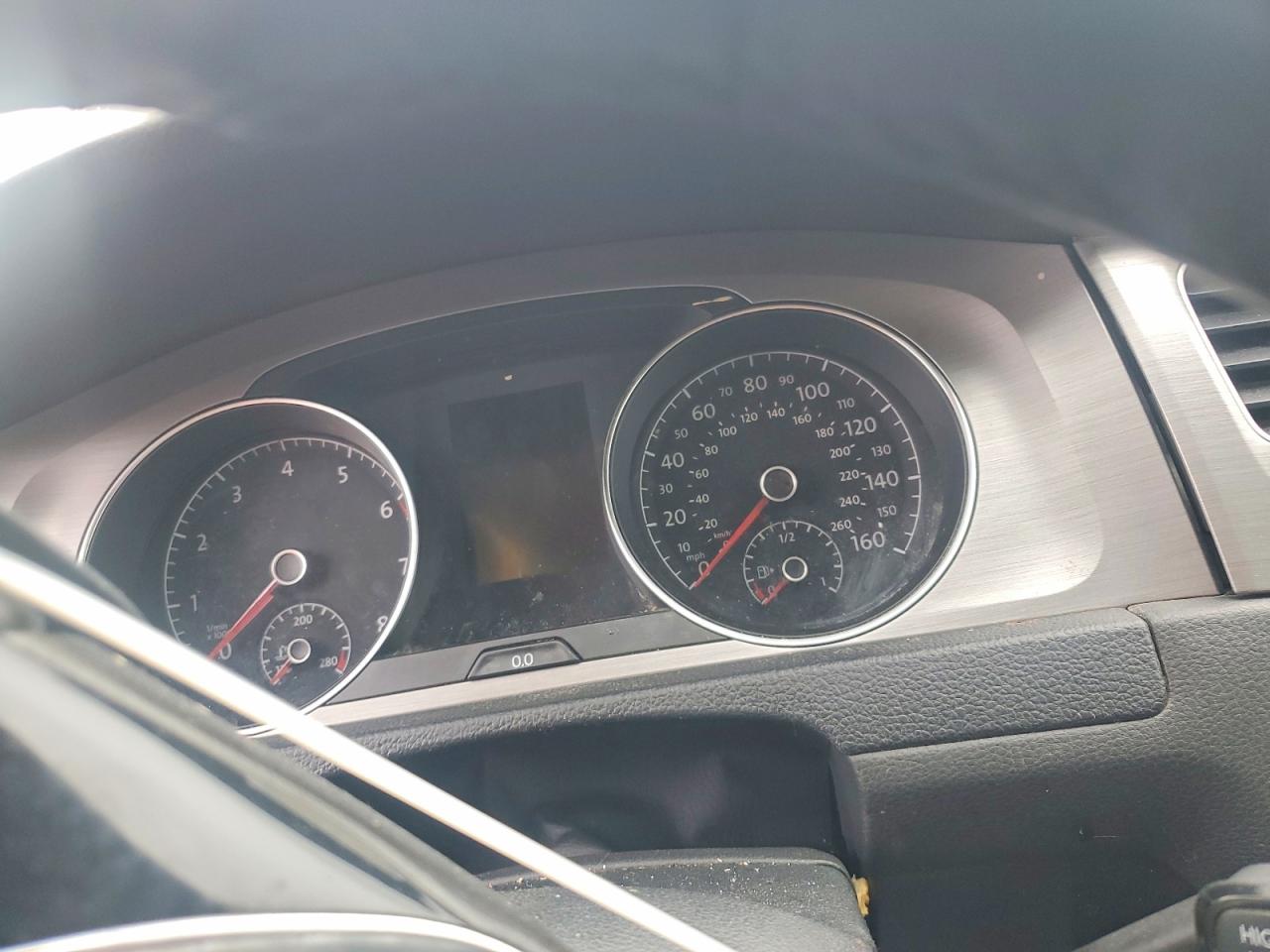 2016 VOLKSWAGEN GOLF