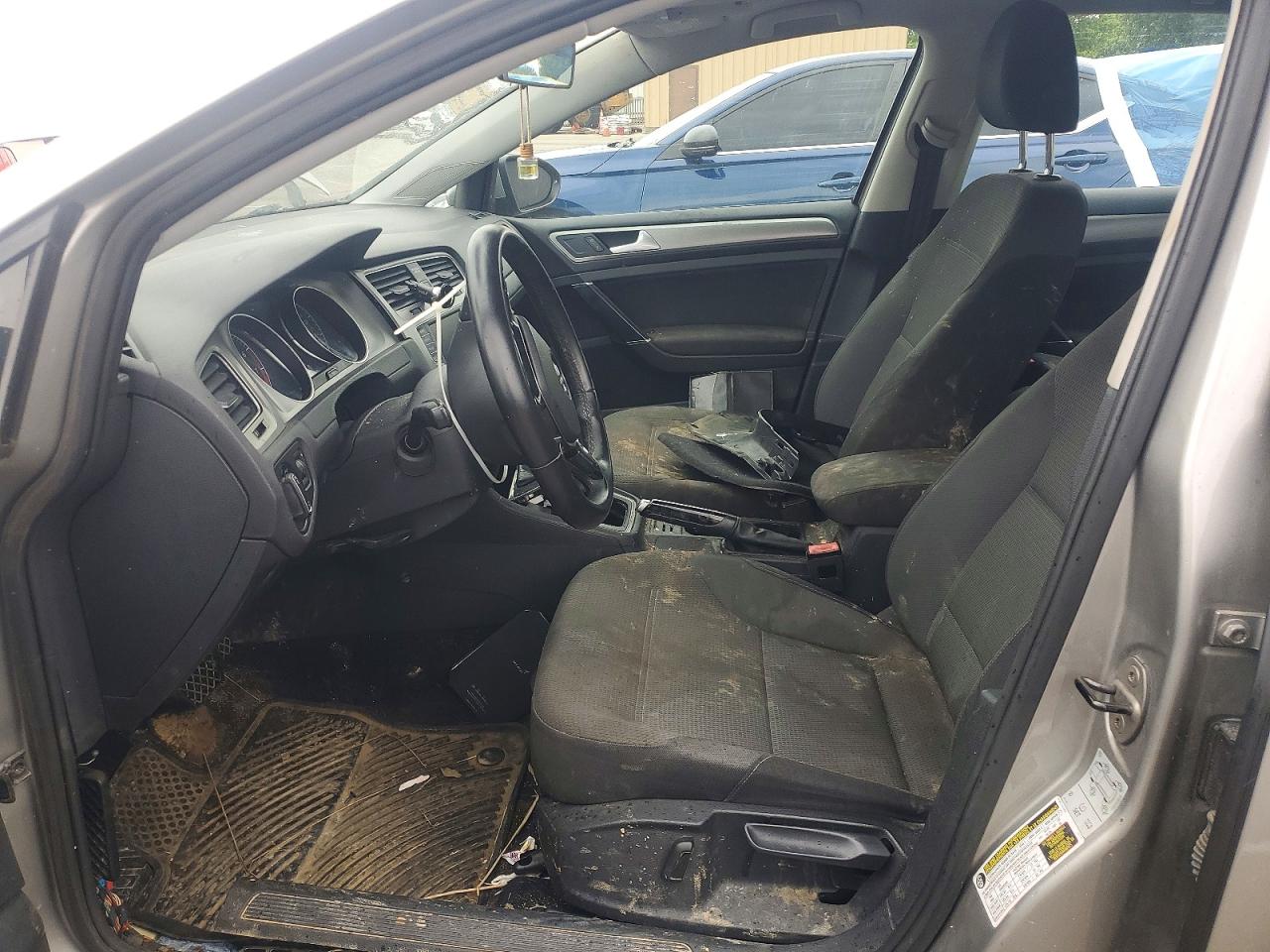 2016 VOLKSWAGEN GOLF