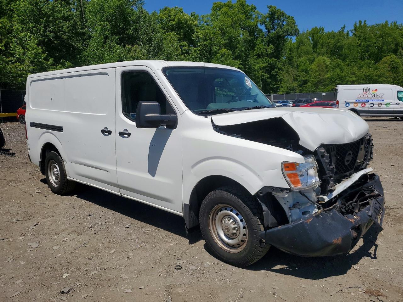2016 NISSAN NV
