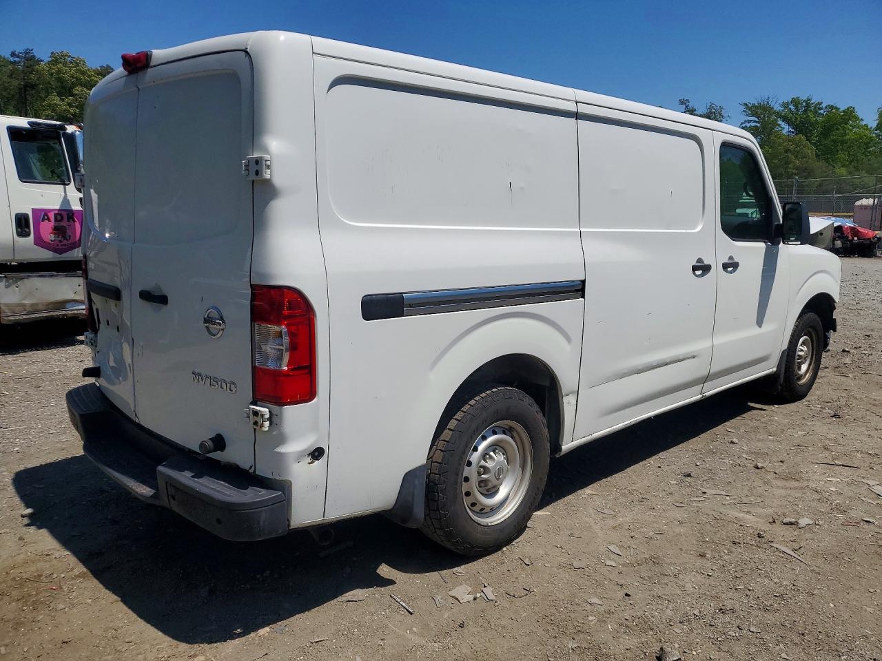 2016 NISSAN NV