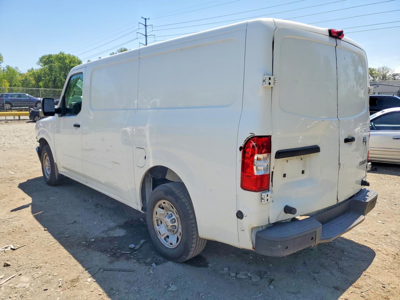 2016 NISSAN NV