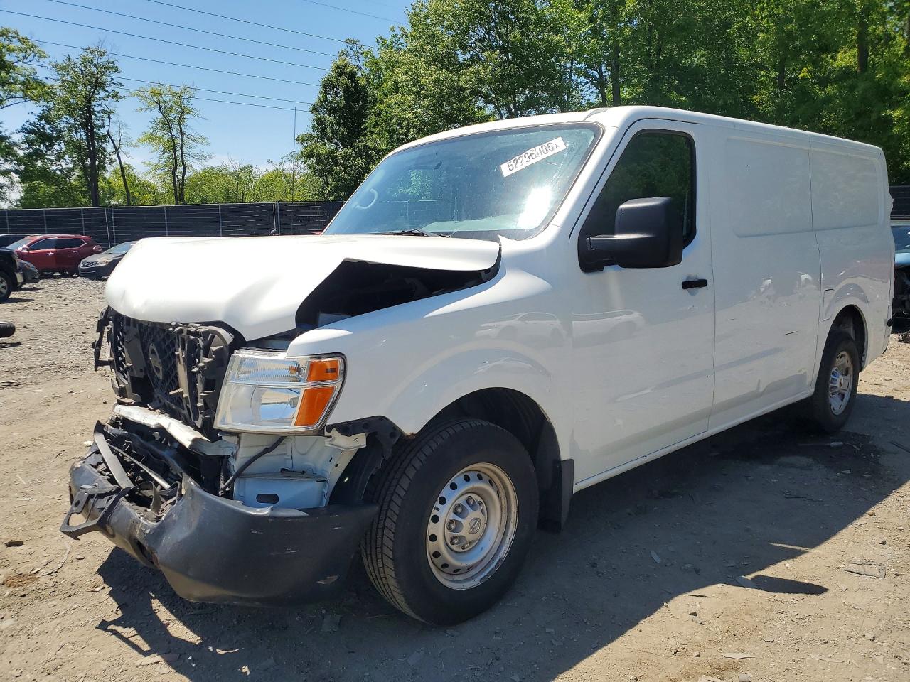2016 NISSAN NV