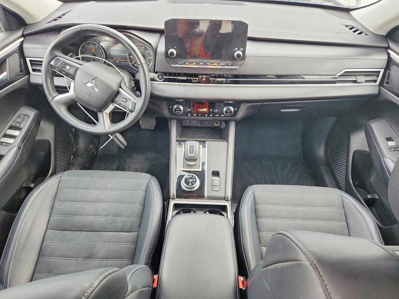 2024 MITSUBISHI OUTLANDER