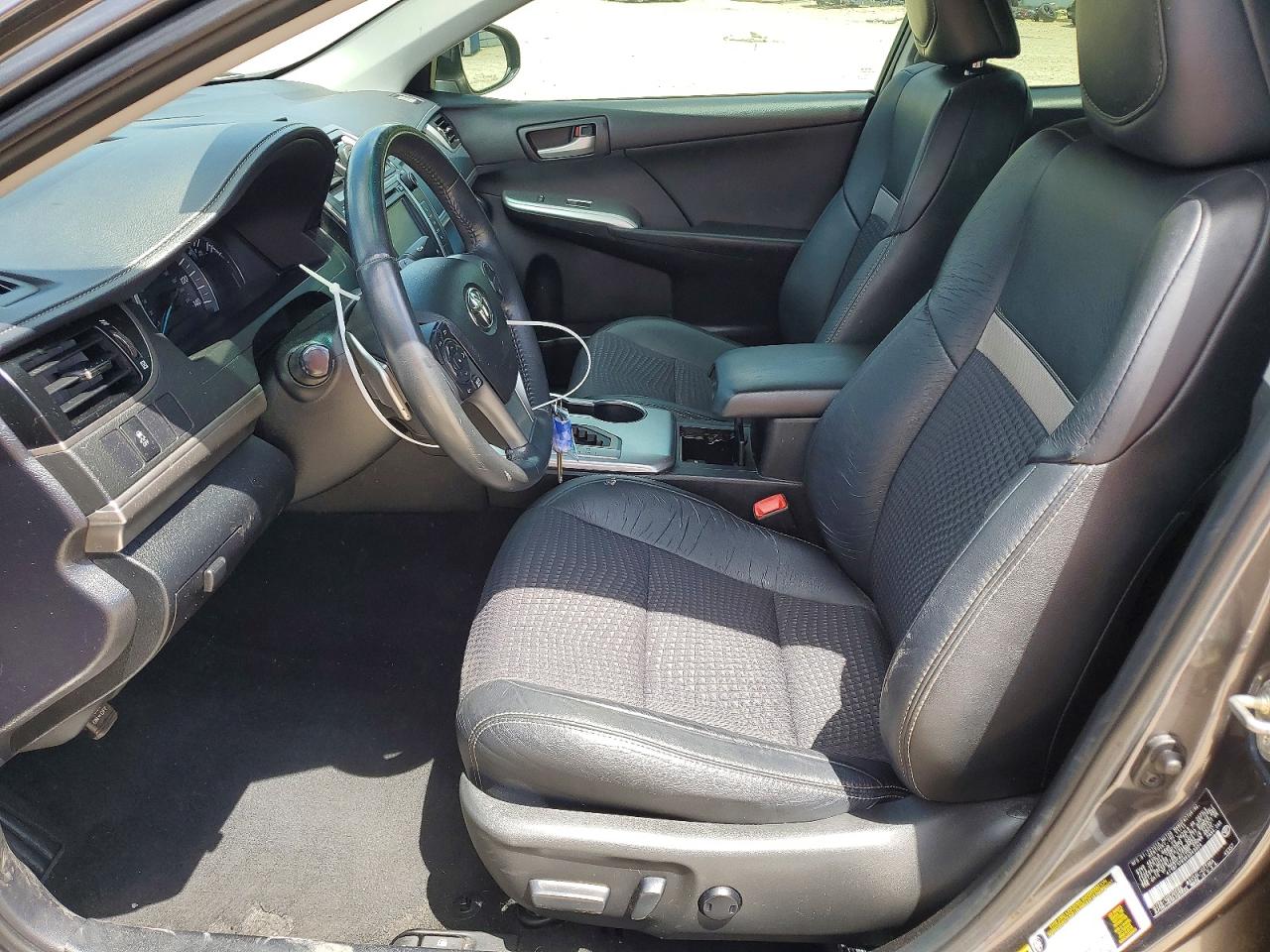 2014 TOYOTA CAMRY