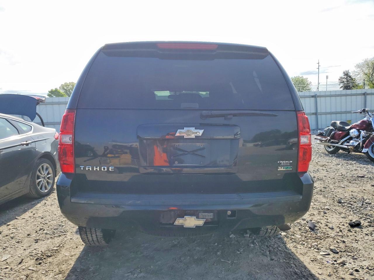2011 CHEVROLET TAHOE