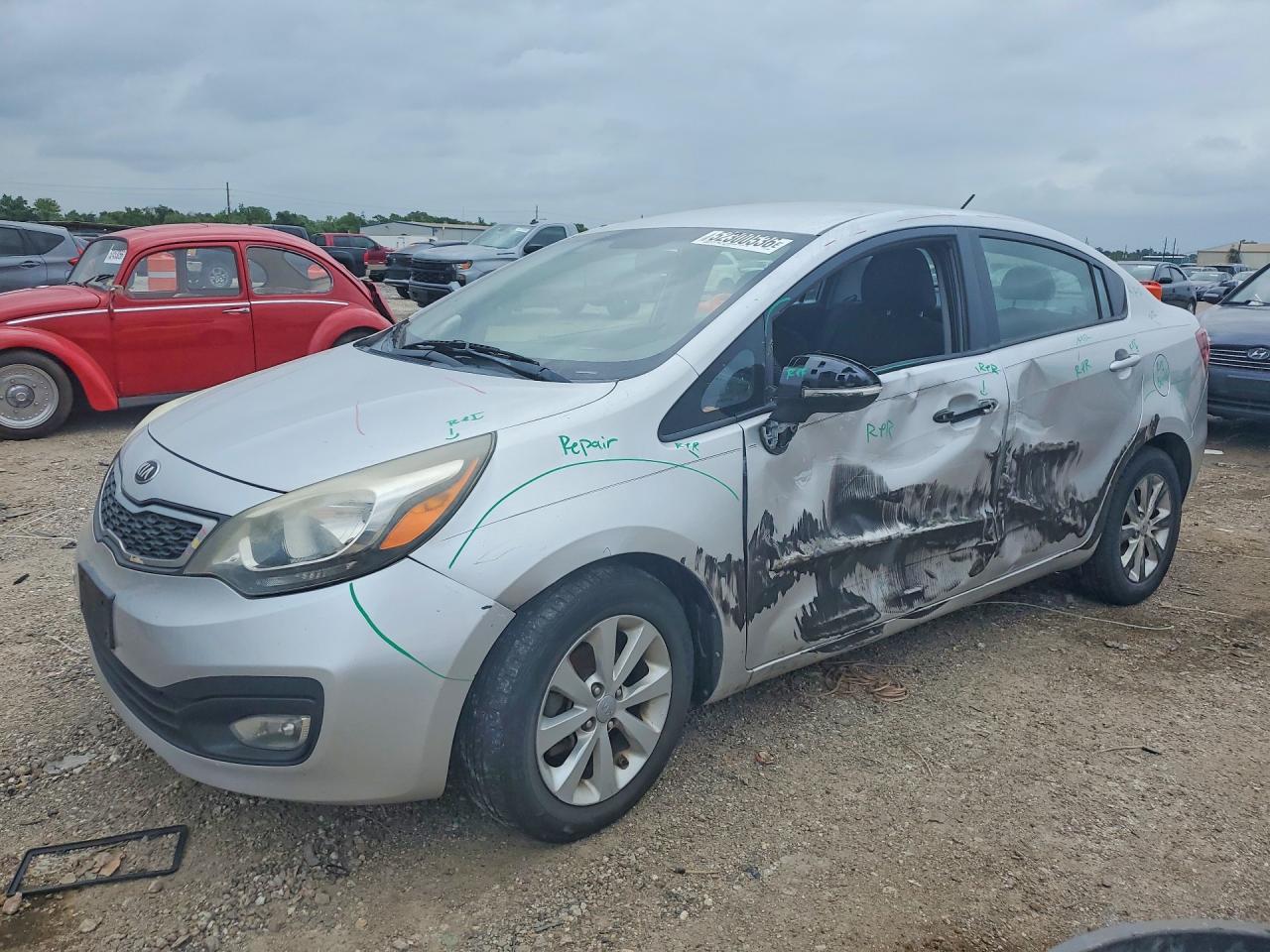 2013 KIA RIO