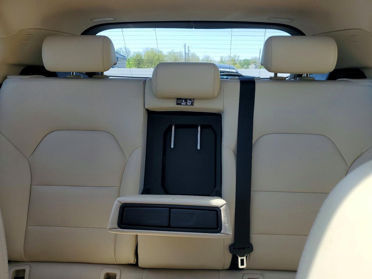 2019 MERCEDES-BENZ GLA-CLASS