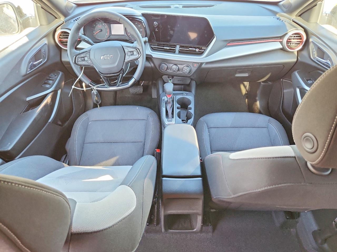 2025 CHEVROLET TRAX