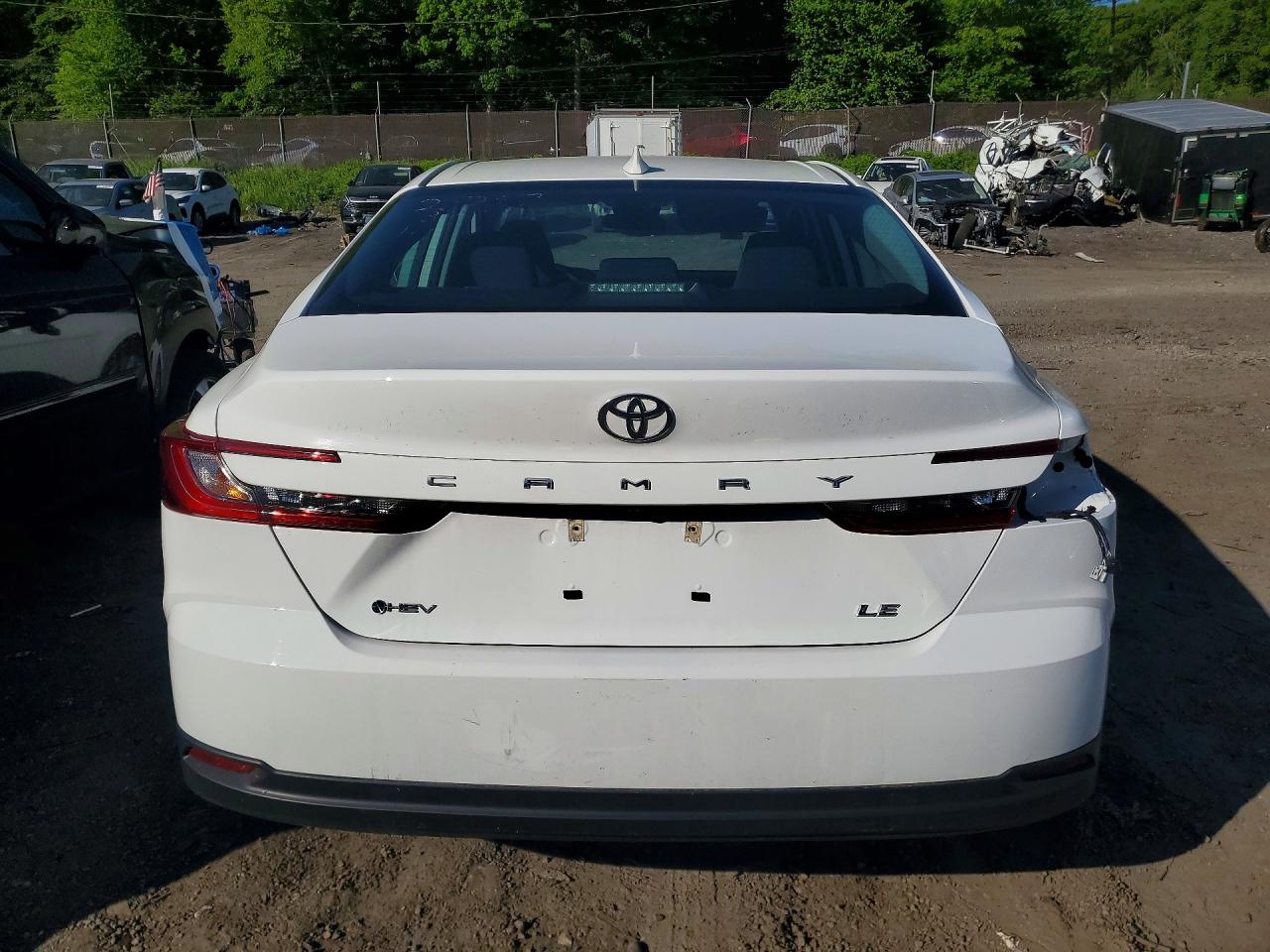 2025 TOYOTA CAMRY
