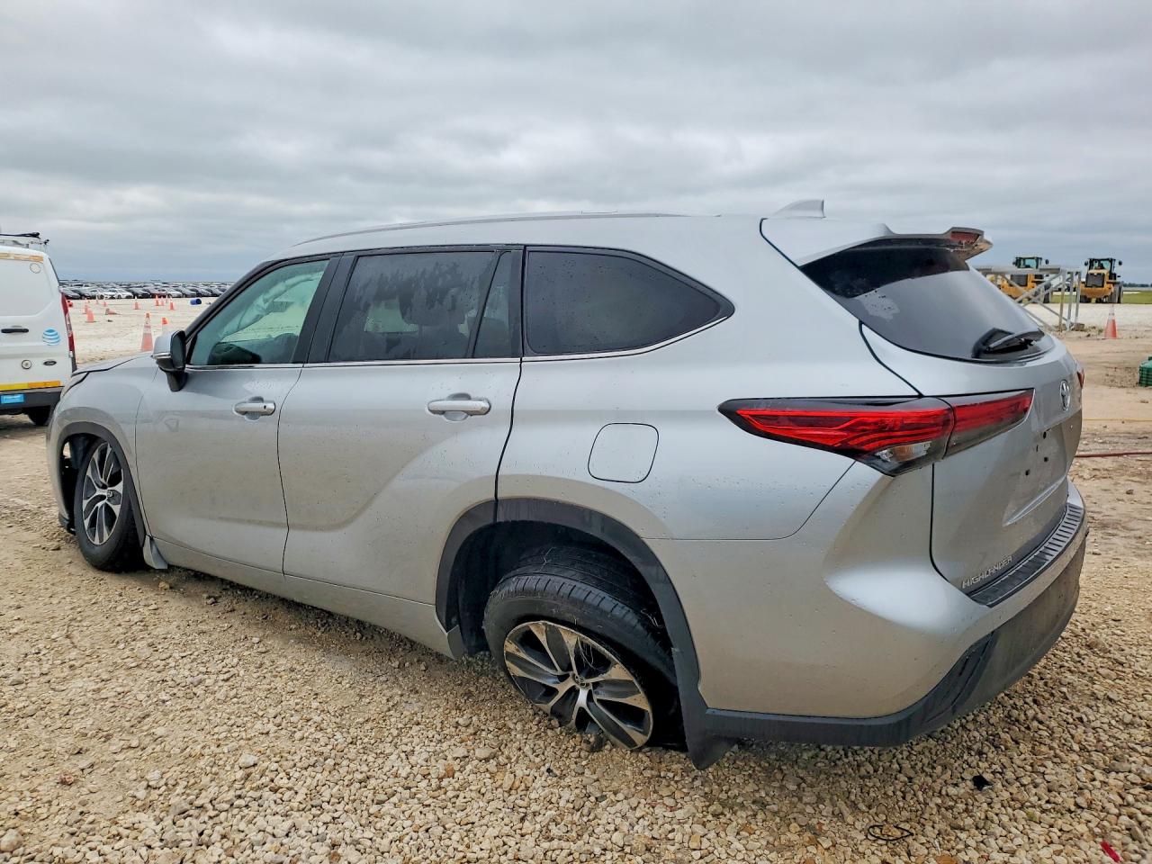 2023 TOYOTA HIGHLANDER