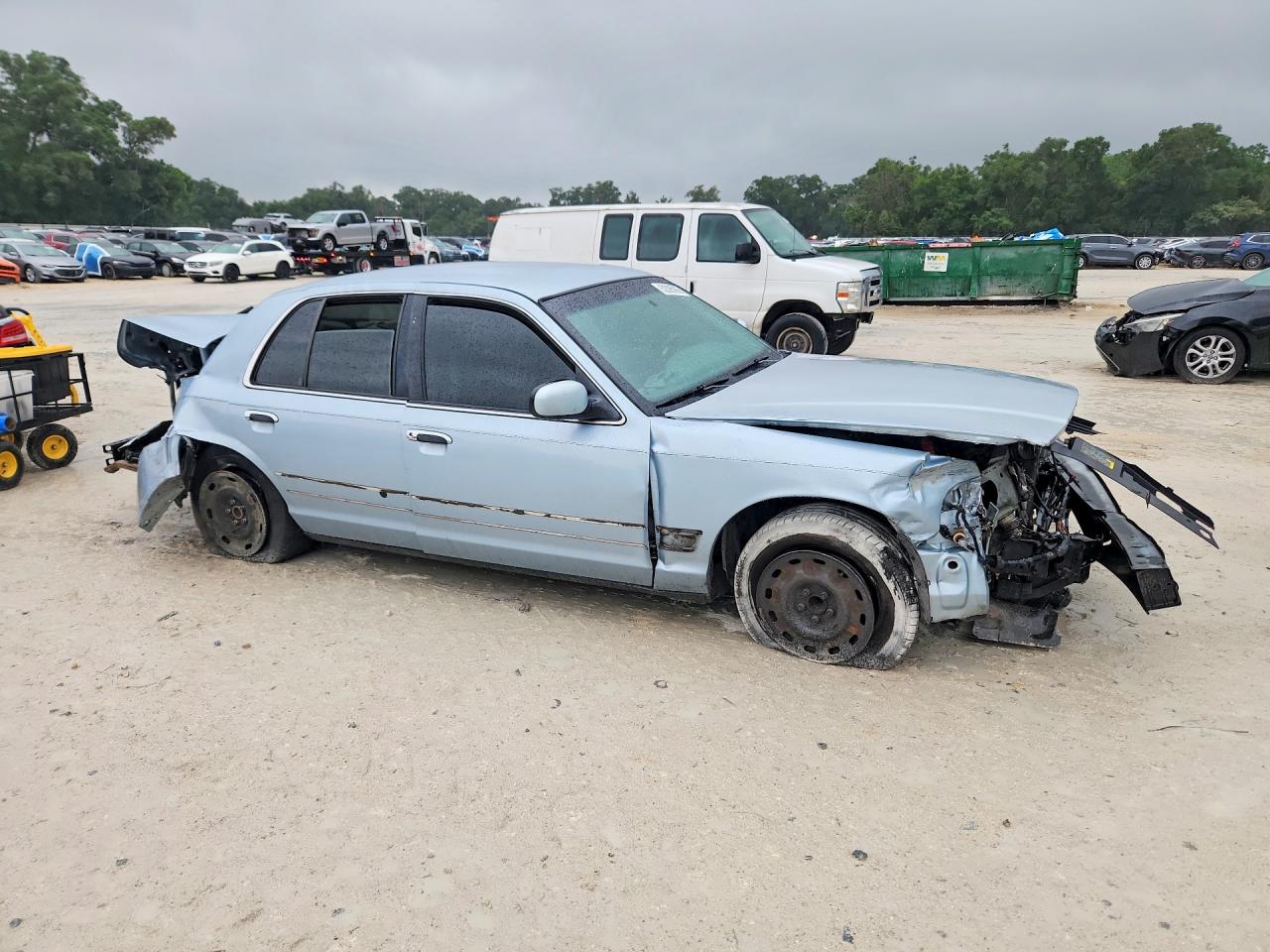 2003 MERCURY GRMARQUIS