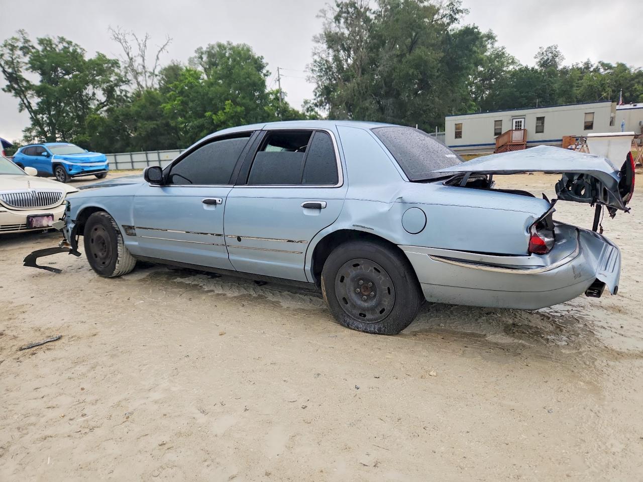 2003 MERCURY GRMARQUIS