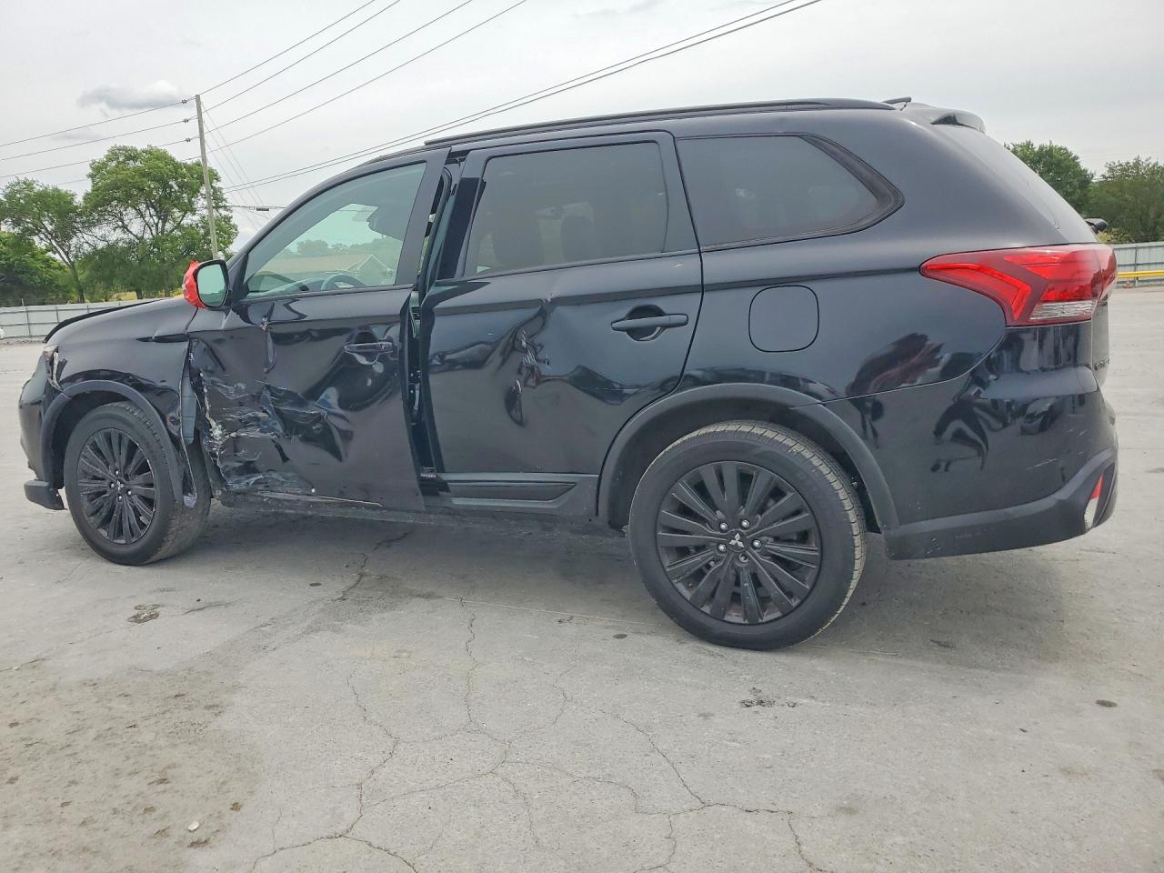 2020 MITSUBISHI OUTLANDER