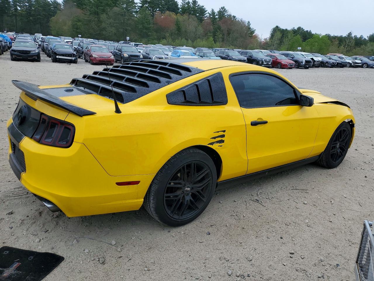 2013 FORD MUSTANG