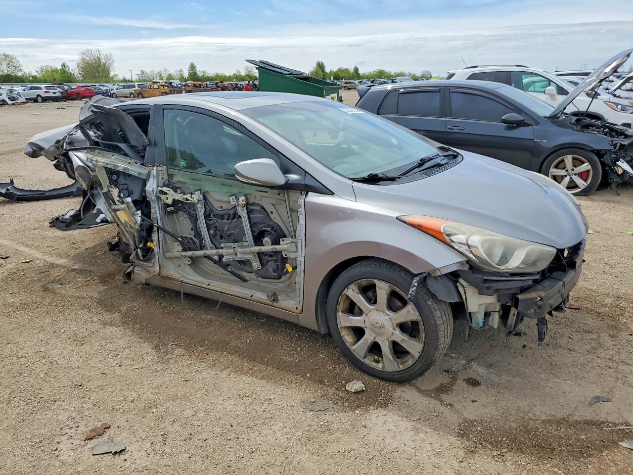 2011 HYUNDAI ELANTRA