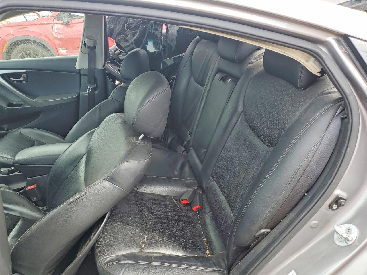 2011 HYUNDAI ELANTRA