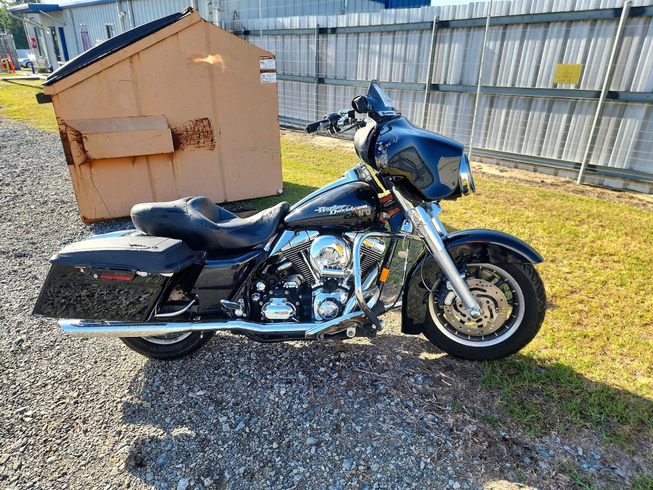 2007 HARLEY-DAVIDSON FL