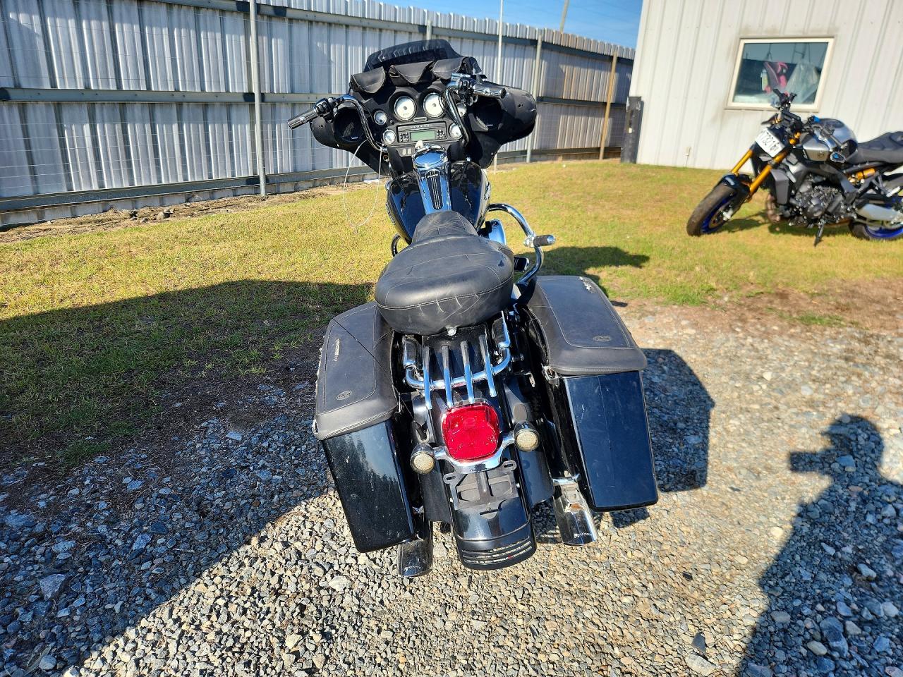 2007 HARLEY-DAVIDSON FL