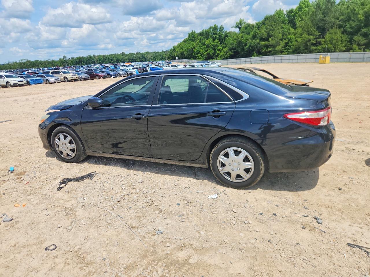 2017 TOYOTA CAMRY