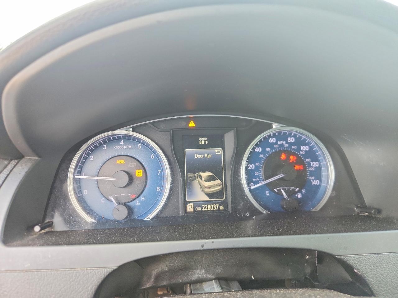2017 TOYOTA CAMRY