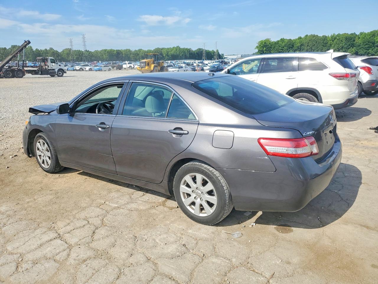 2011 TOYOTA CAMRY