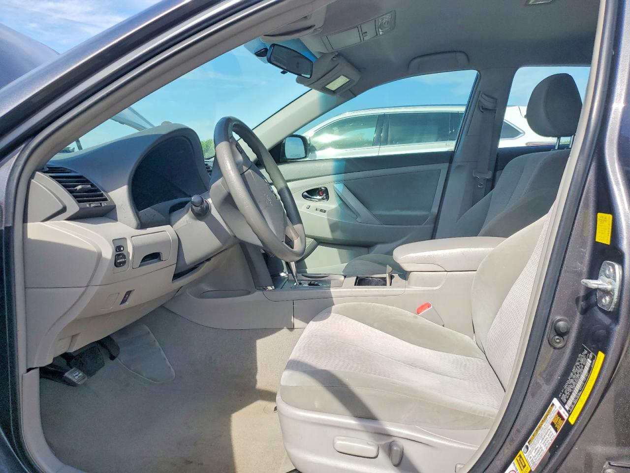2011 TOYOTA CAMRY