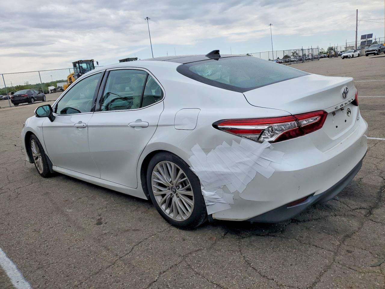 2019 TOYOTA CAMRY