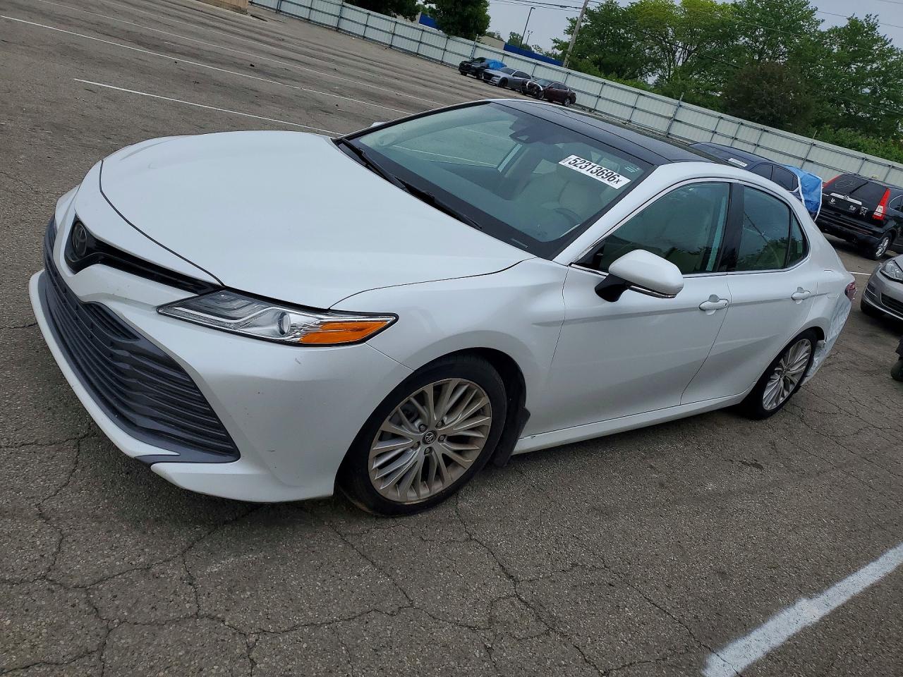 2019 TOYOTA CAMRY