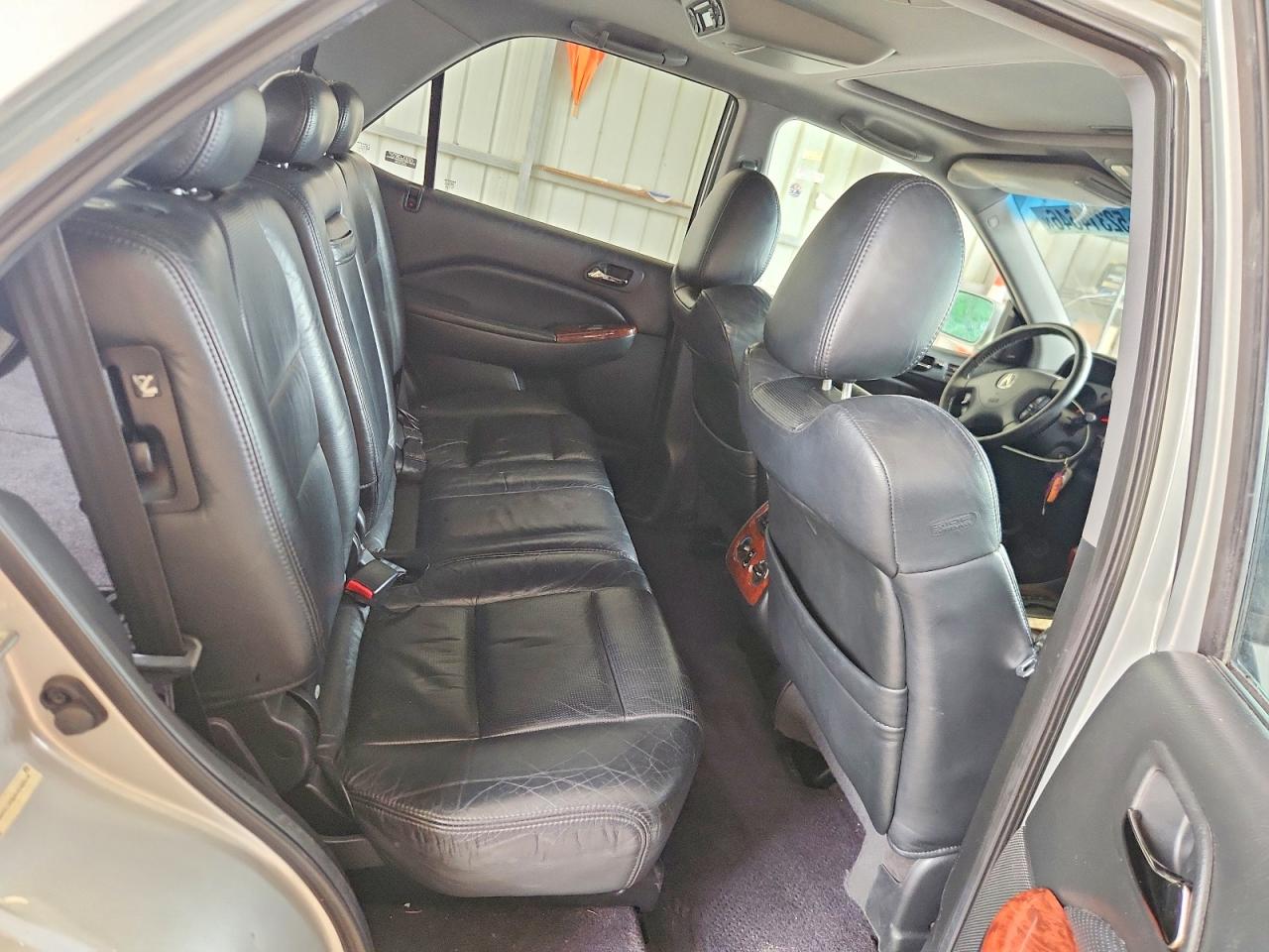 2004 ACURA MDX