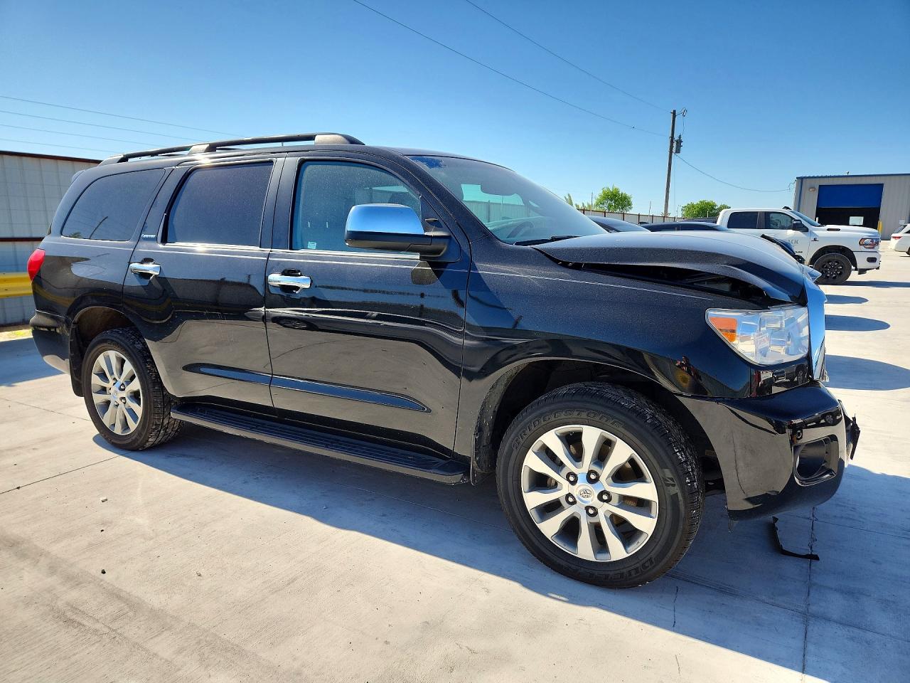 2016 TOYOTA SEQUOIA