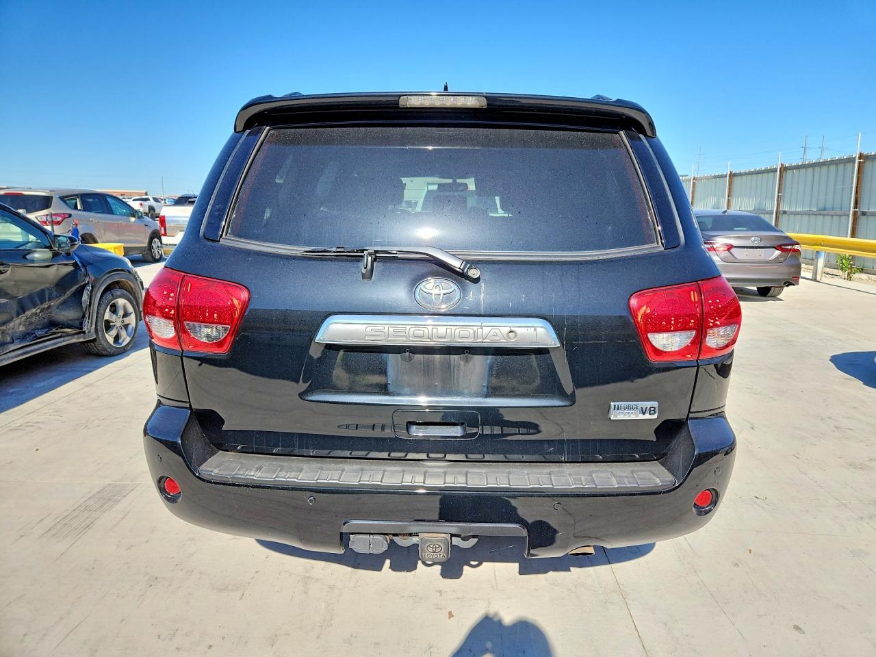 2016 TOYOTA SEQUOIA