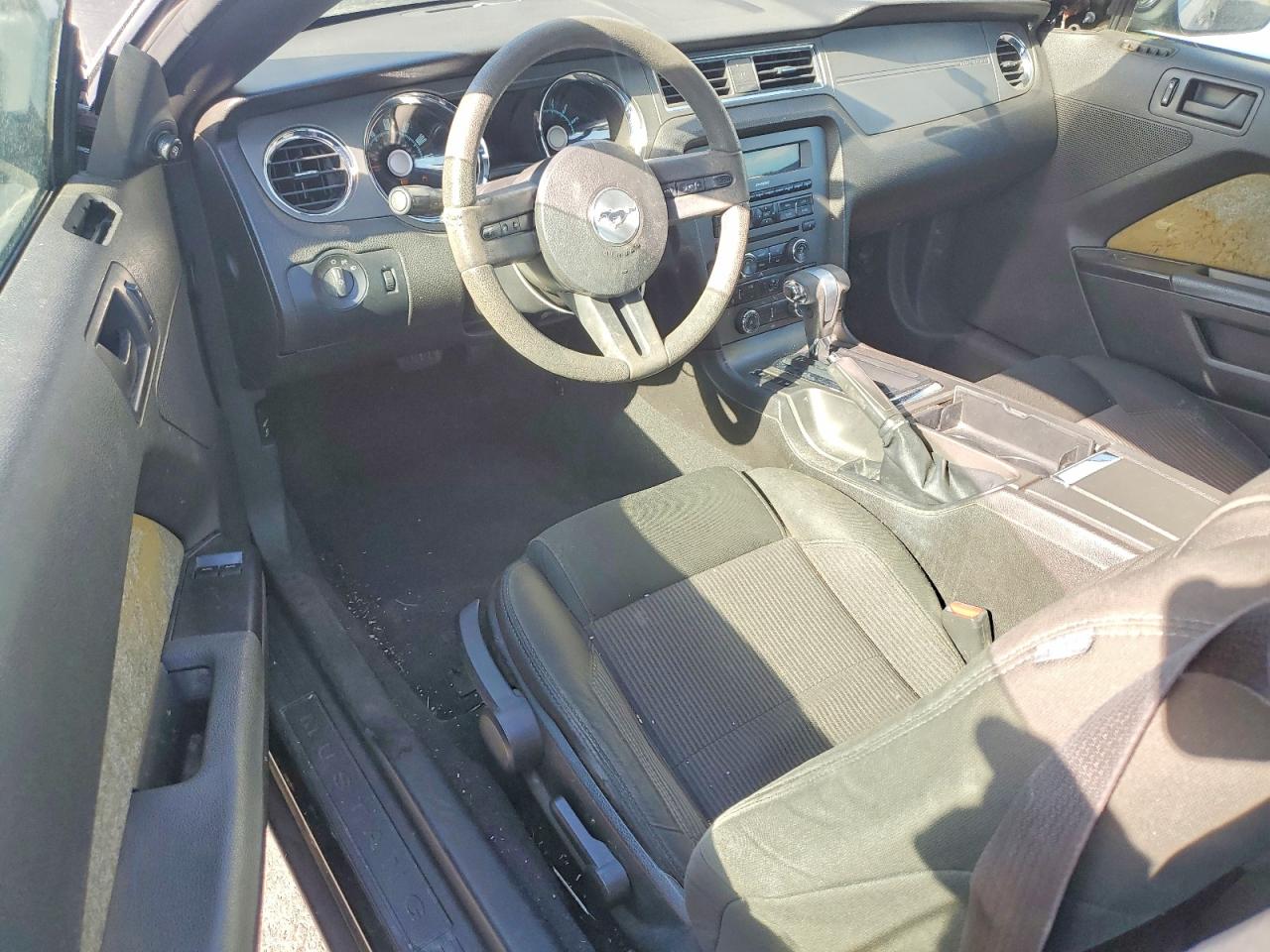 2010 FORD MUSTANG