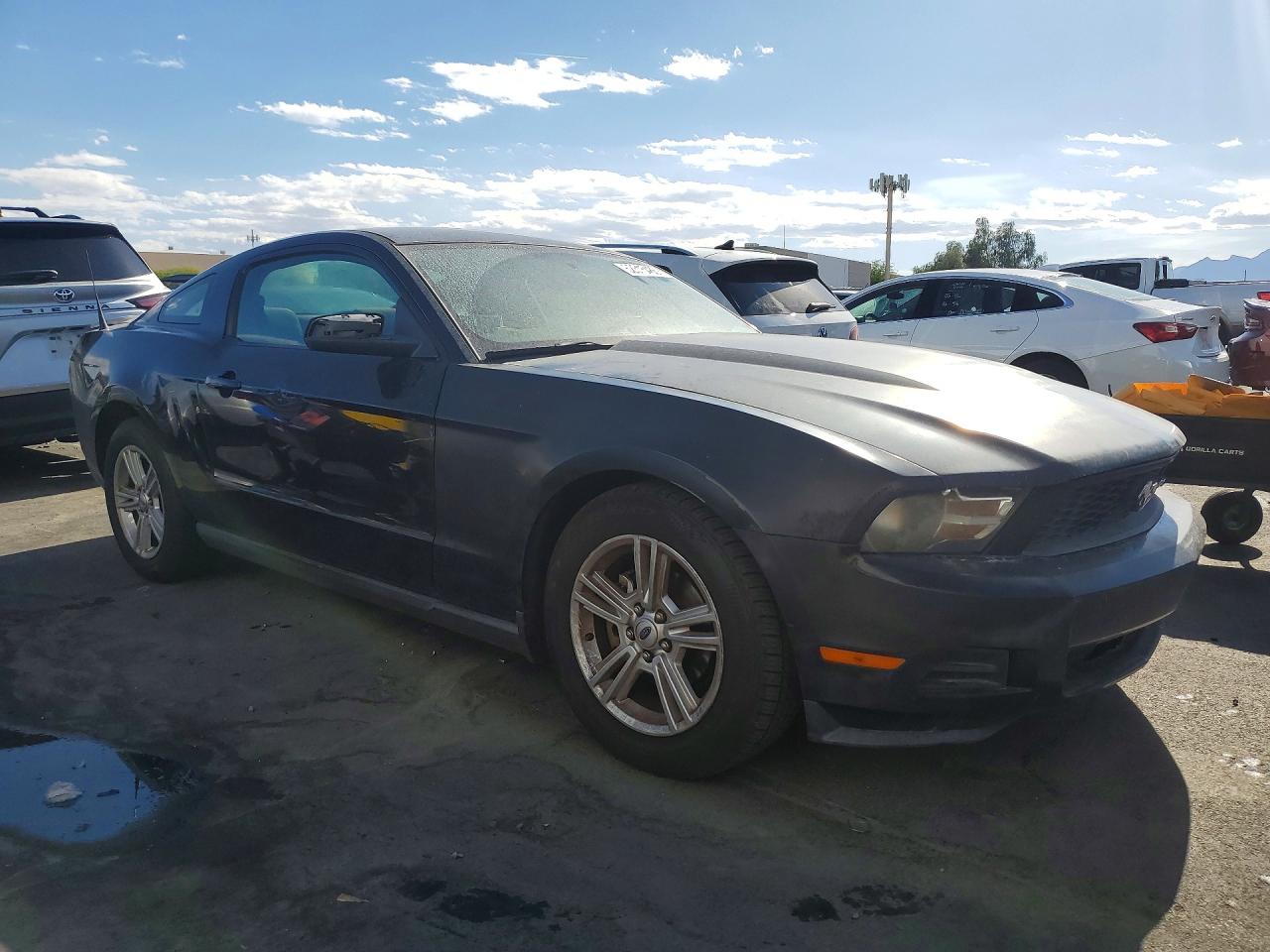 2010 FORD MUSTANG