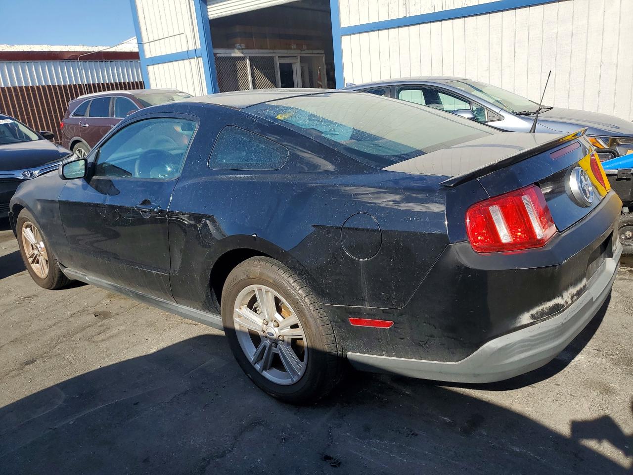 2010 FORD MUSTANG