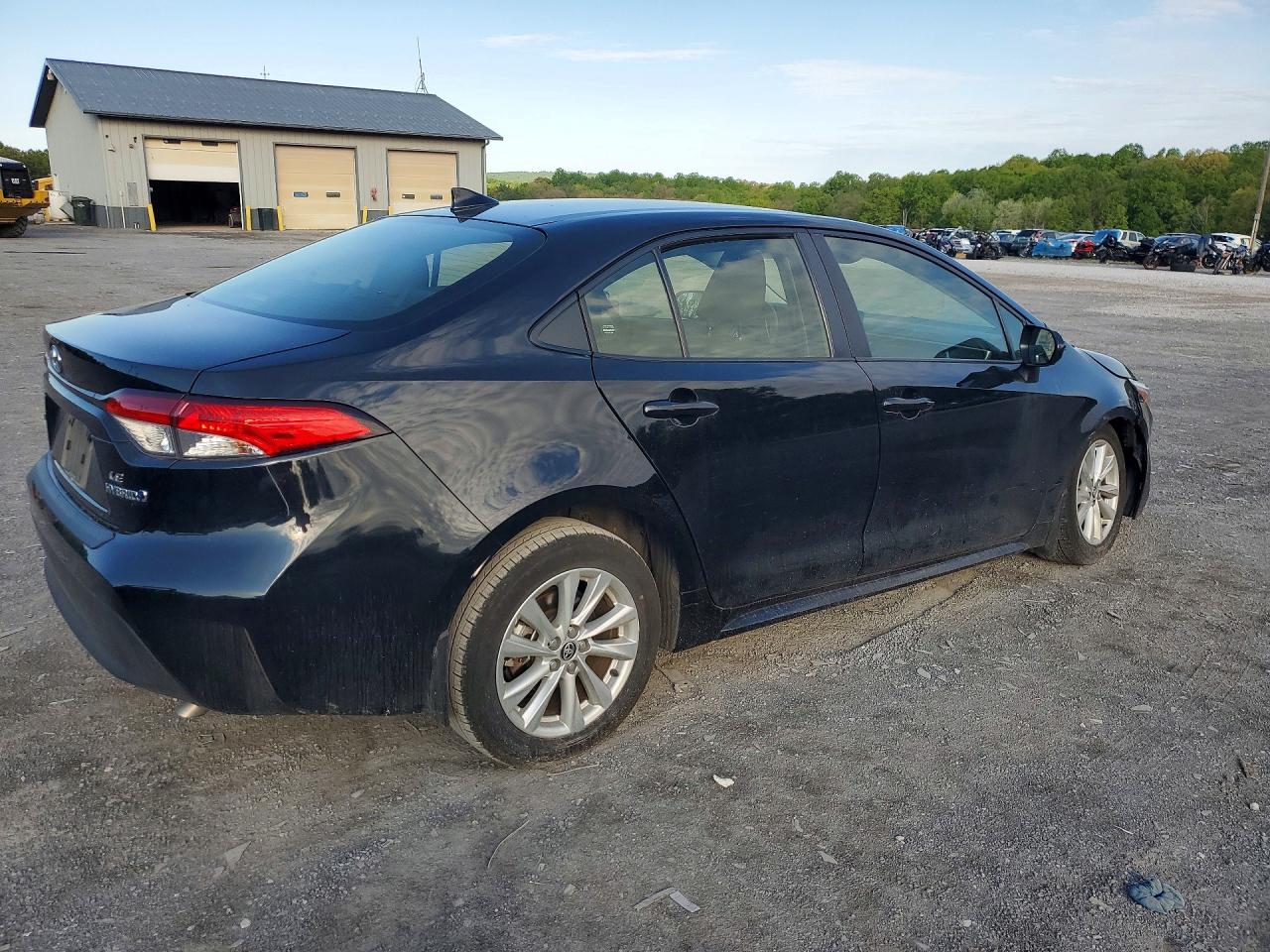 2024 TOYOTA COROLLA
