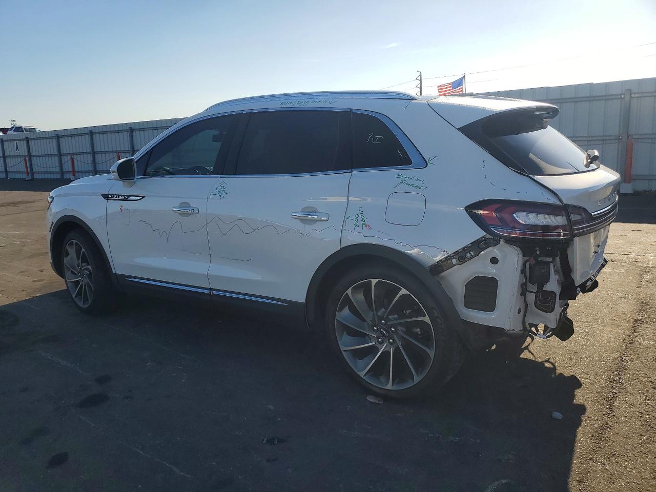 2020 LINCOLN NAUTILUS
