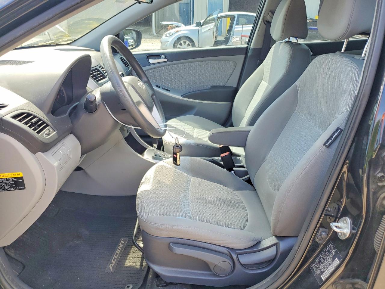 2013 HYUNDAI ACCENT