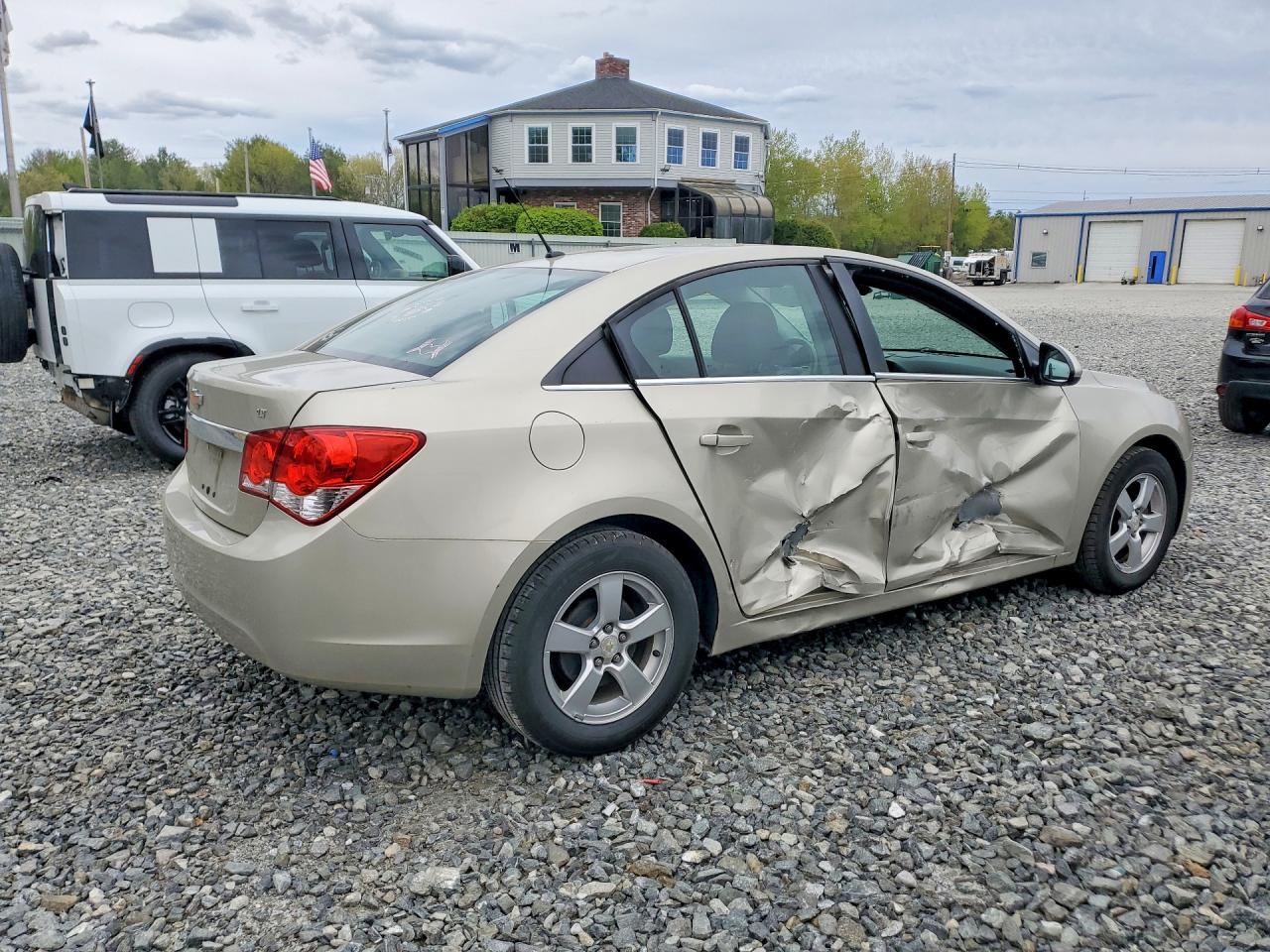 2014 CHEVROLET CRUZE