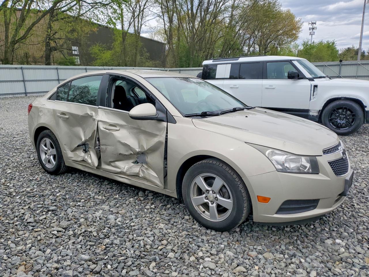 2014 CHEVROLET CRUZE