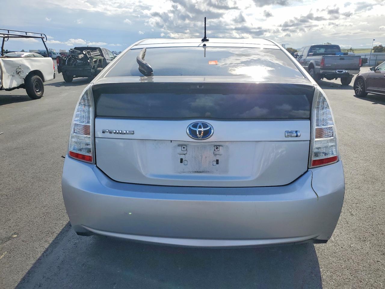 2010 TOYOTA PRIUS