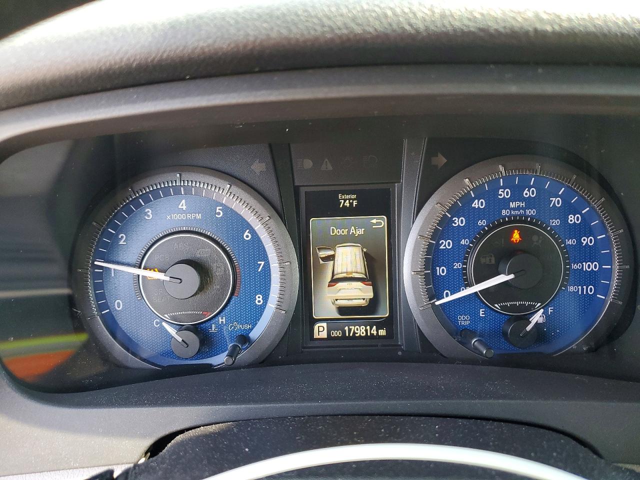 2018 TOYOTA SIENNA
