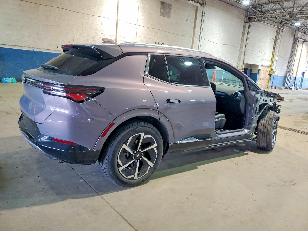 2025 CHEVROLET EQUINOX