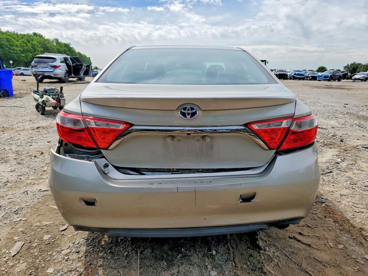 2015 TOYOTA CAMRY SOLA