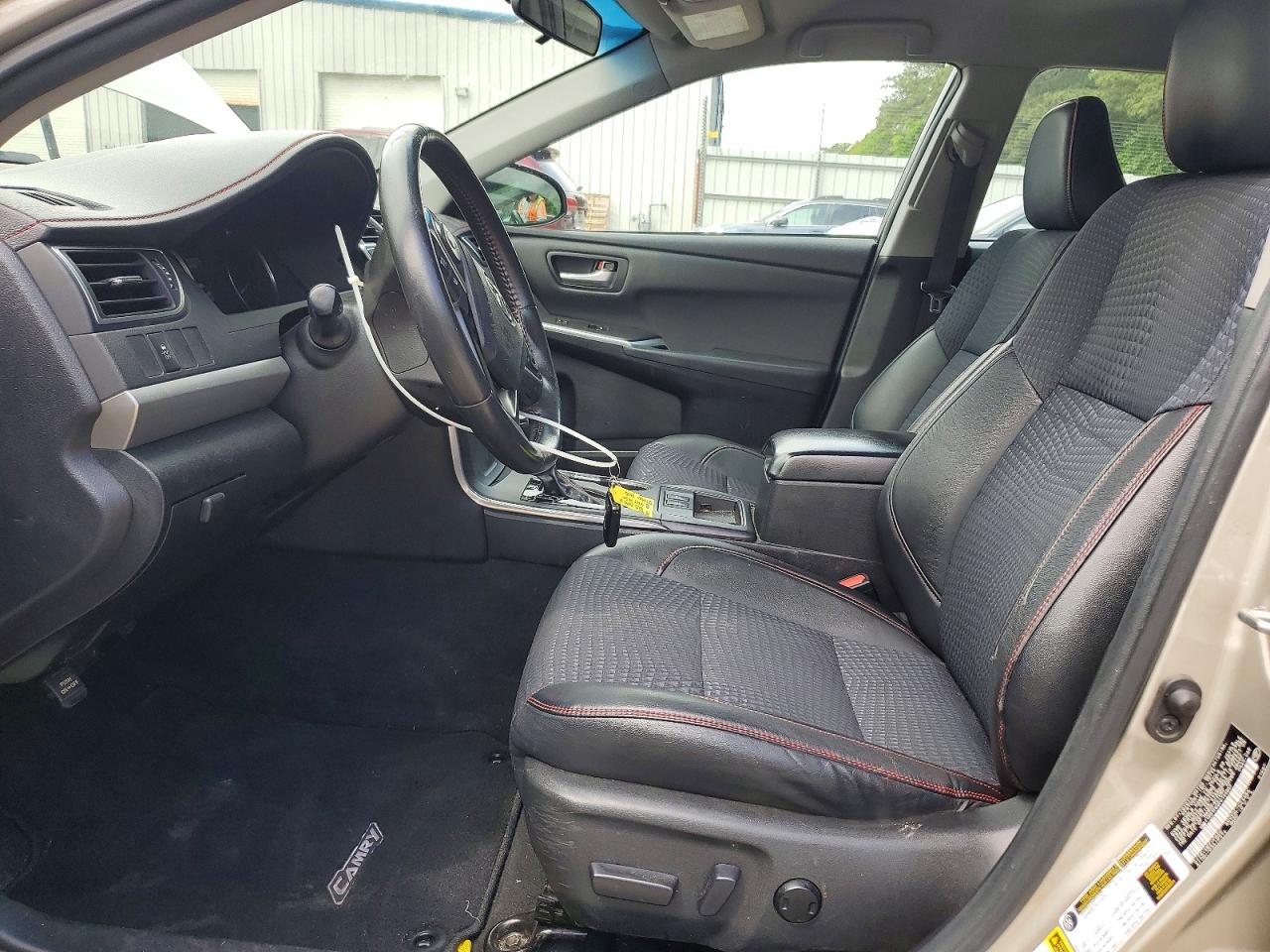 2015 TOYOTA CAMRY SOLA