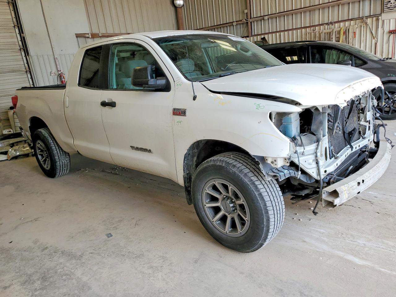 2012 TOYOTA TUNDRA