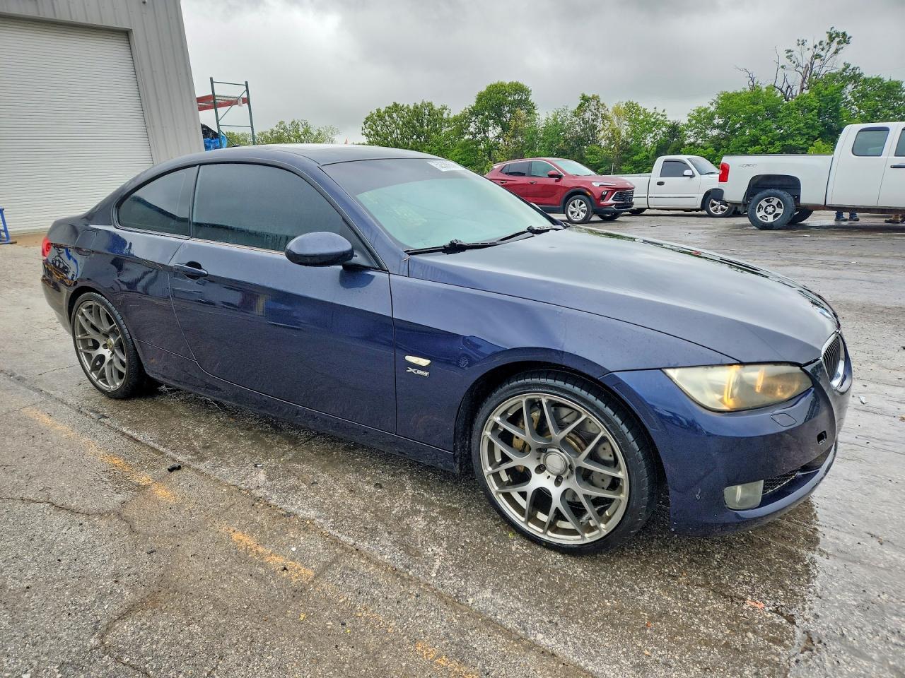 2009 BMW 3 SERIES