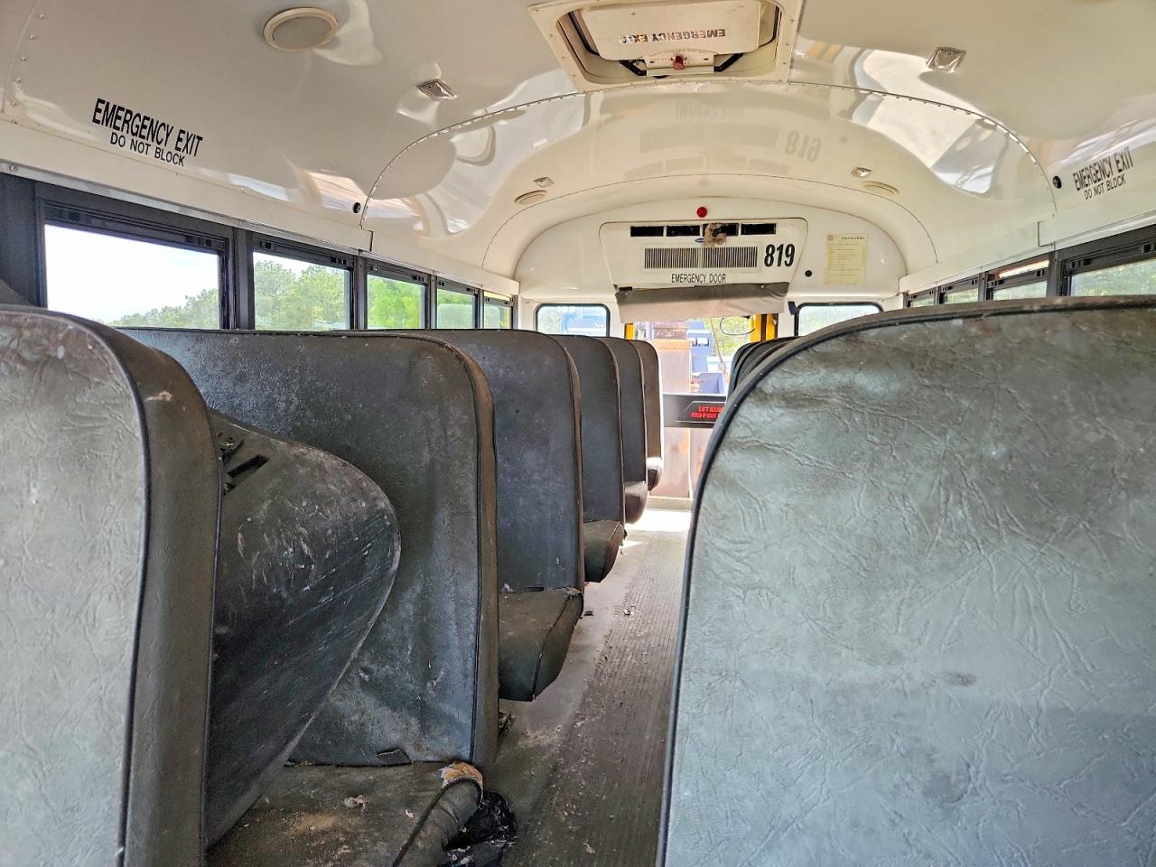 2010 CHEV EXPRESS