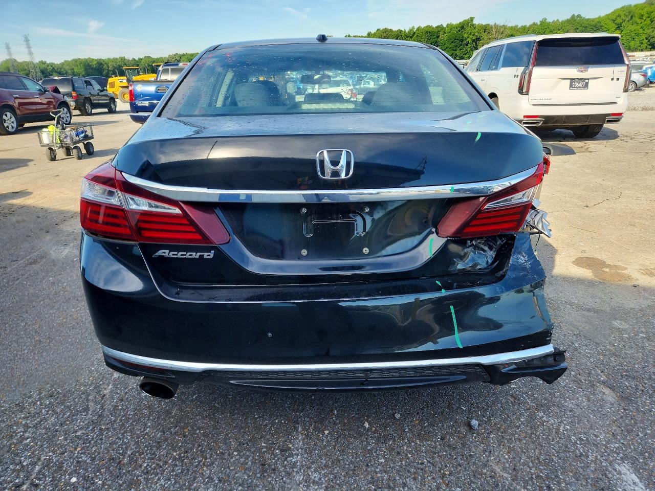 2017 HONDA ACCORD